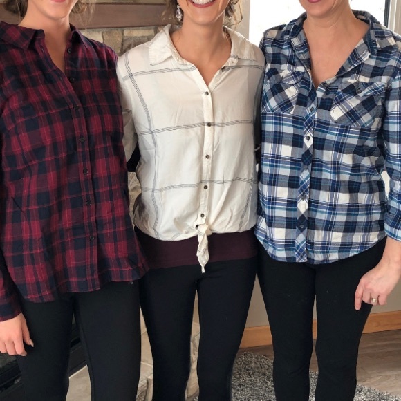 Roxy White Plaid Shirt - Picture 1 of 7